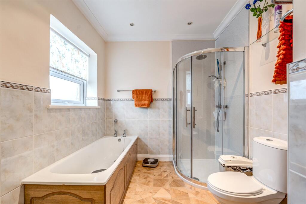 Additional property image - Shaftesbury Avenue, Goring-by-Sea, Worthing, West Sussex, BN12