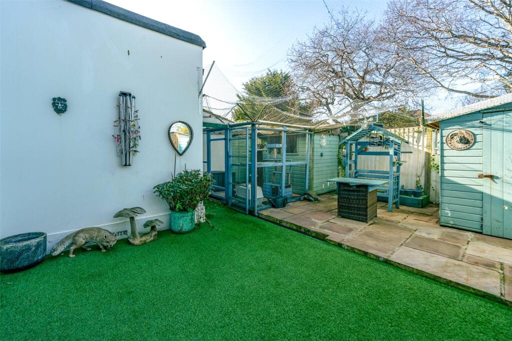 Additional property image - Shaftesbury Avenue, Goring-by-Sea, Worthing, West Sussex, BN12