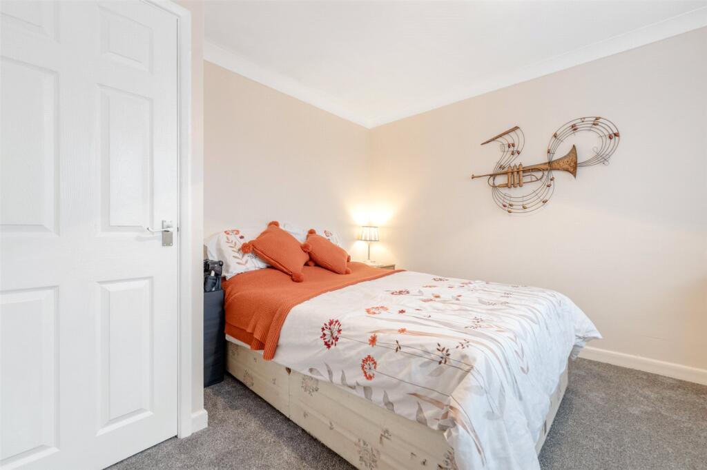 Additional image 21 of Crossways Avenue, Goring-by-Sea, Worthing, West Sussex, BN12