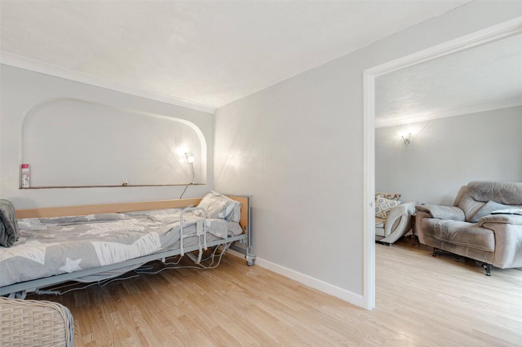 Additional image 5 of Crossways Avenue, Goring-by-Sea, Worthing, West Sussex, BN12