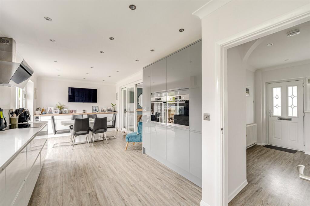 Additional image 7 of Falmer Avenue, Goring-by-Sea, Worthing, West Sussex, BN12