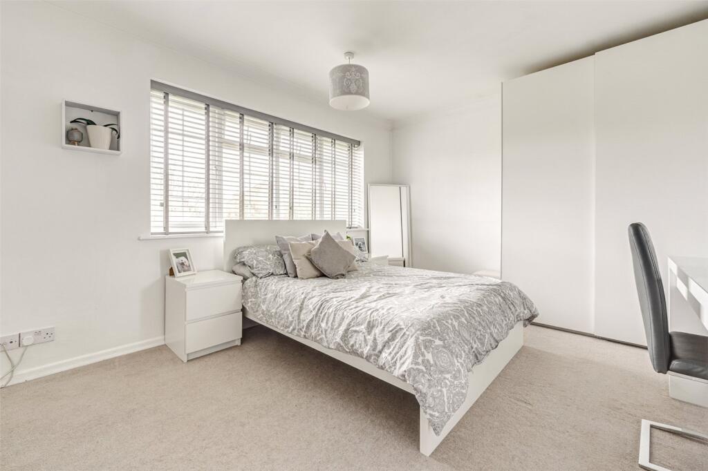 Additional image 9 of Falmer Avenue, Goring-by-Sea, Worthing, West Sussex, BN12