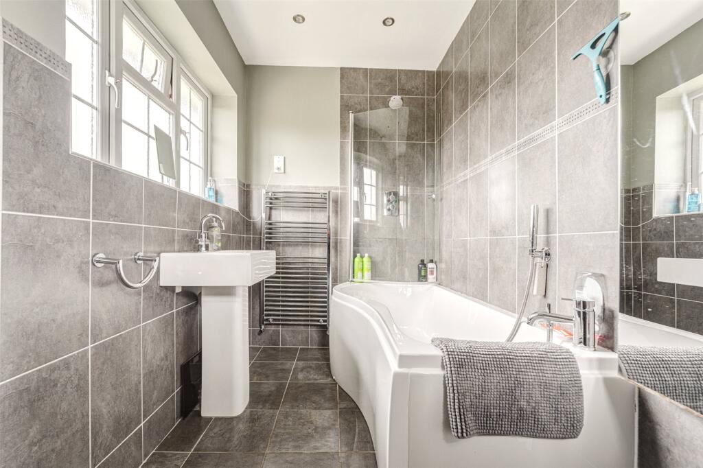 Additional image 10 of Falmer Avenue, Goring-by-Sea, Worthing, West Sussex, BN12