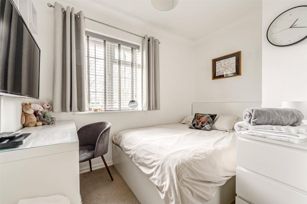 Additional image 26 of Falmer Avenue, Goring-by-Sea, Worthing, West Sussex, BN12