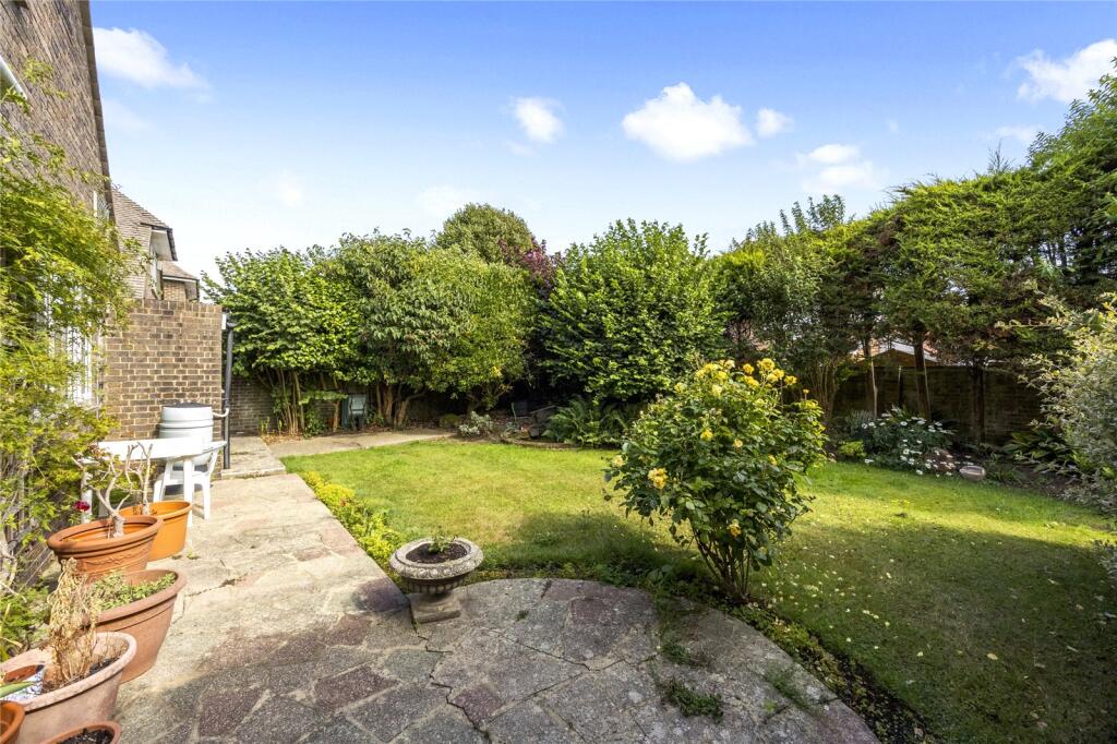 Additional image 23 of Ilex Way, Goring-by-Sea, Worthing, West Sussex, BN12