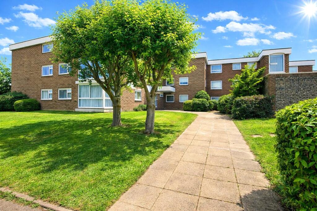 Main image of property: Meadowside Court, Goring Street, Goring-by-Sea, Worthing, BN12