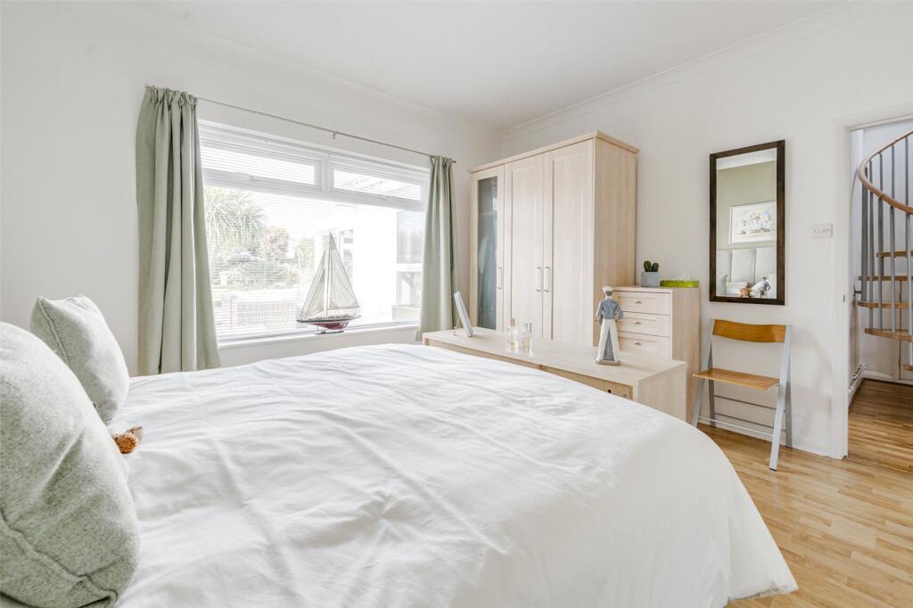 Additional image 38 of Goring-by-Sea, Worthing, West Sussex, BN12