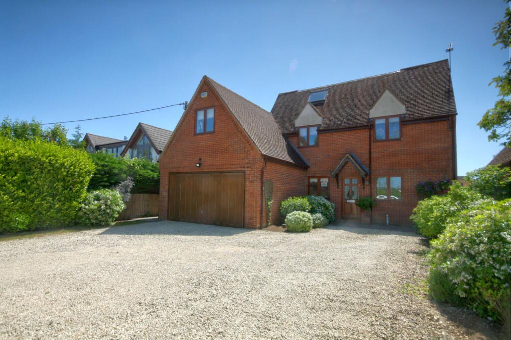 Main image of property: Gidley Way, Horspath, OX33 1TD