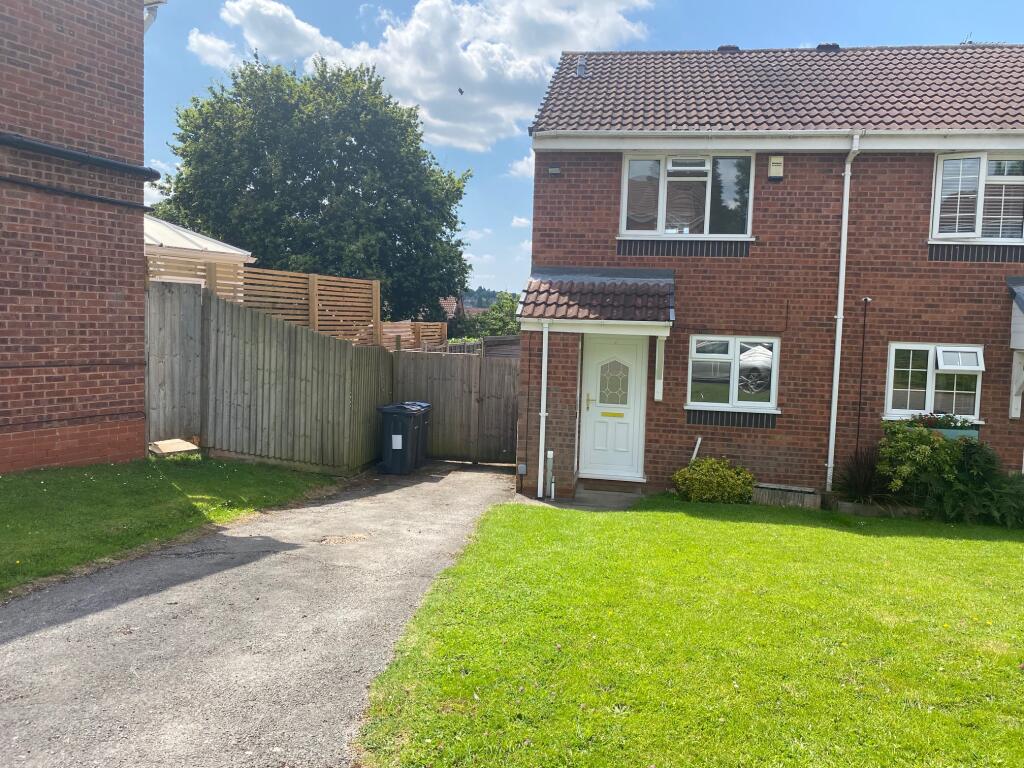 Main image of property: Farmers Close, Newhall, Sutton Coldfield. B76 1DX