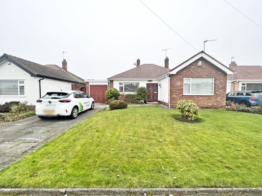 3 bedroom detached bungalow for sale in Tuson Drive, Widnes, WA8