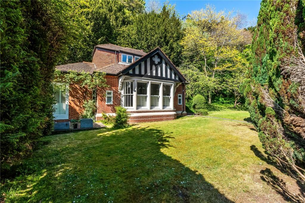 Main image of property: Reigate Hill, Reigate, Surrey, RH2