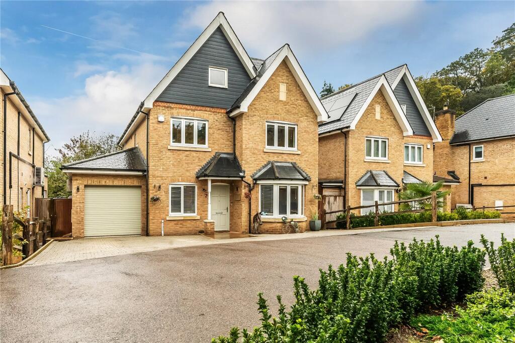 Main image of property: Somerset Gardens, Redhill, Surrey, RH1