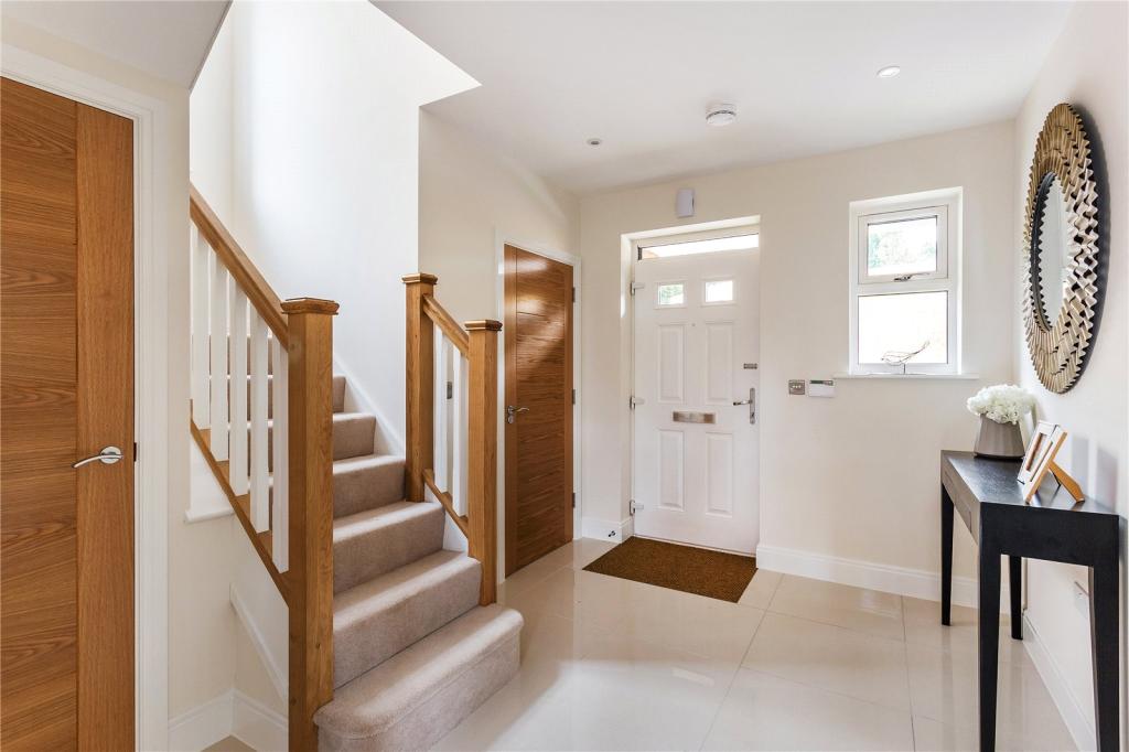 Denton Homes,Entrances