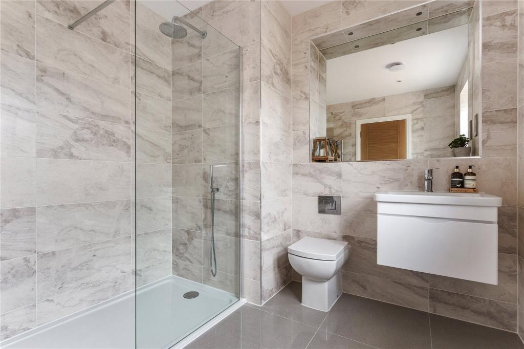 Denton Homes,Bathroom