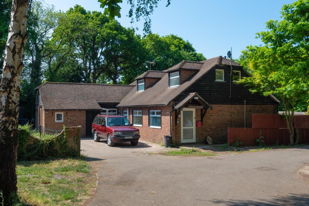 Main image of property: Pondarosa, Denstead Lane, Chartham Hatch, Canterbury