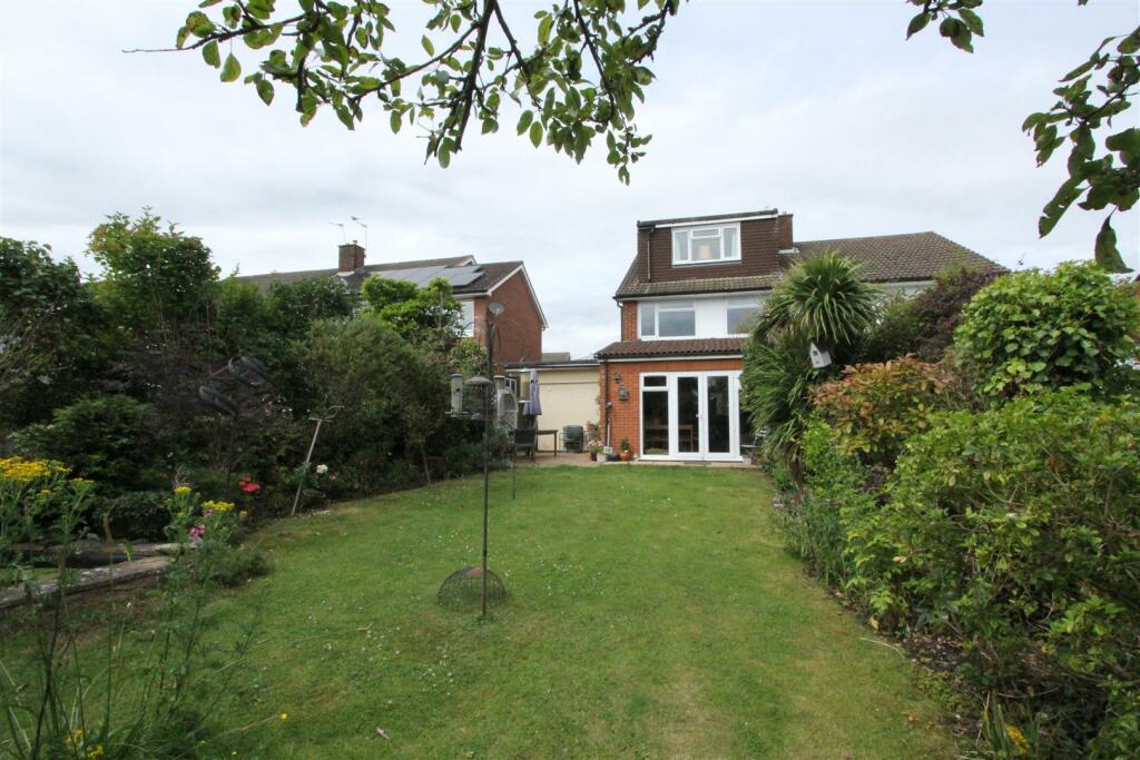 Main image of property: Hatherleigh Gardens, Potters Bar