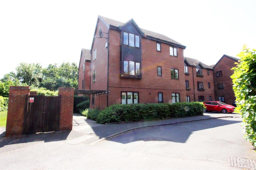Main image of property: Tempsford, Welwyn Garden City
