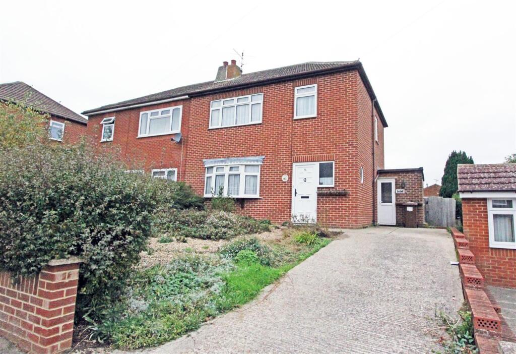 Main image of property: Leybourne Road, Strood, Rochester