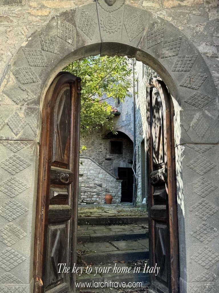 Main image of property: Tuscany, Lunigiana, Comano