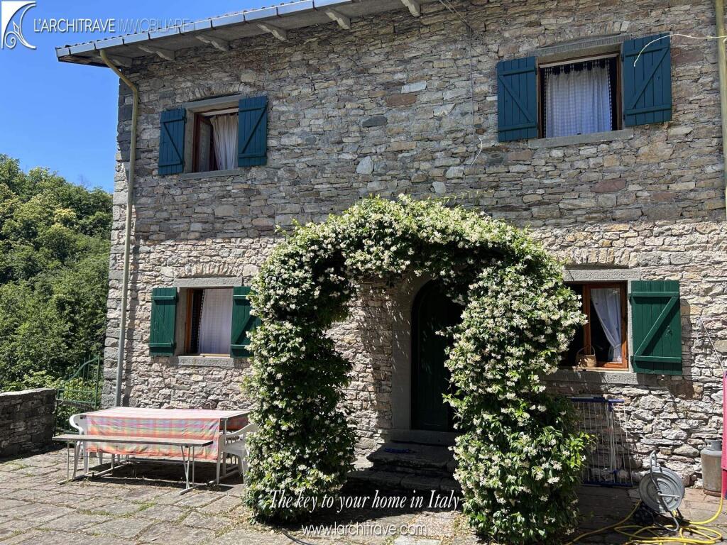 Main image of property: Tuscany, Lunigiana, Comano