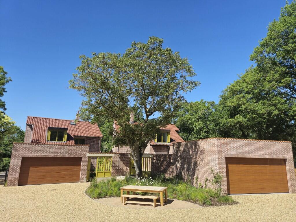 Main image of property: Felsted, Essex
