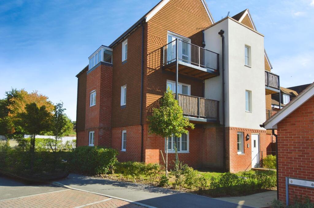 Main image of property: Outfield Crescent, Wokingham, RG40