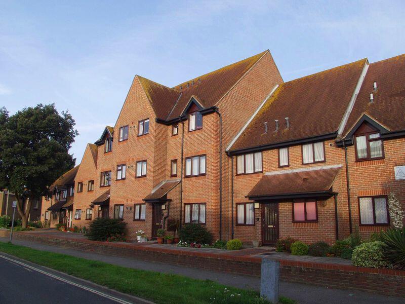 2 bedroom retirement property for sale in Felpham Village, West Sussex