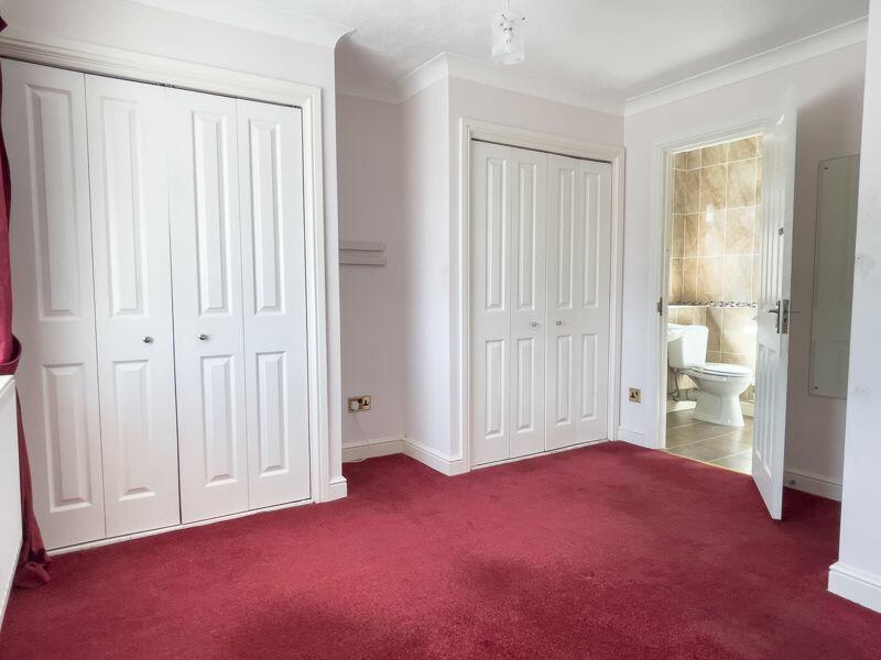 3 bedroom detached bungalow for sale in MiddletononSea, West Sussex, PO22