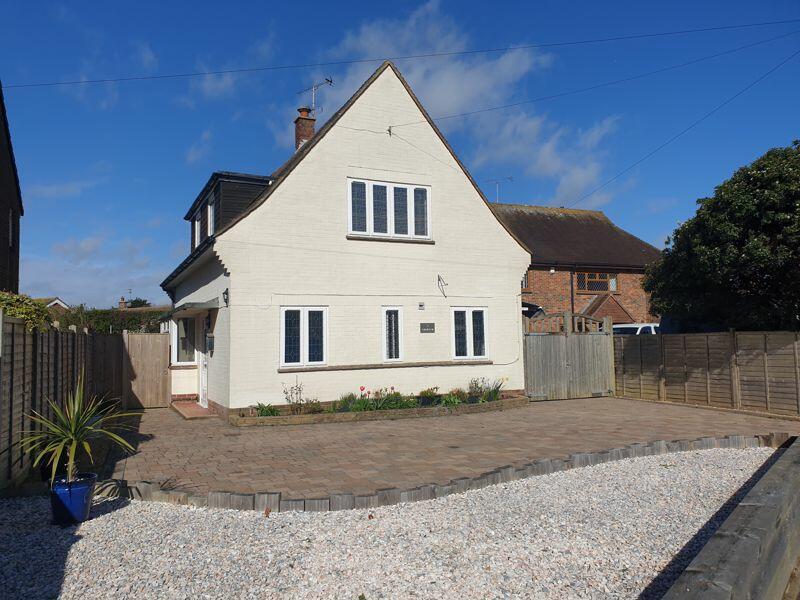 3 bedroom detached house for sale in Felpham, West Sussex, PO22