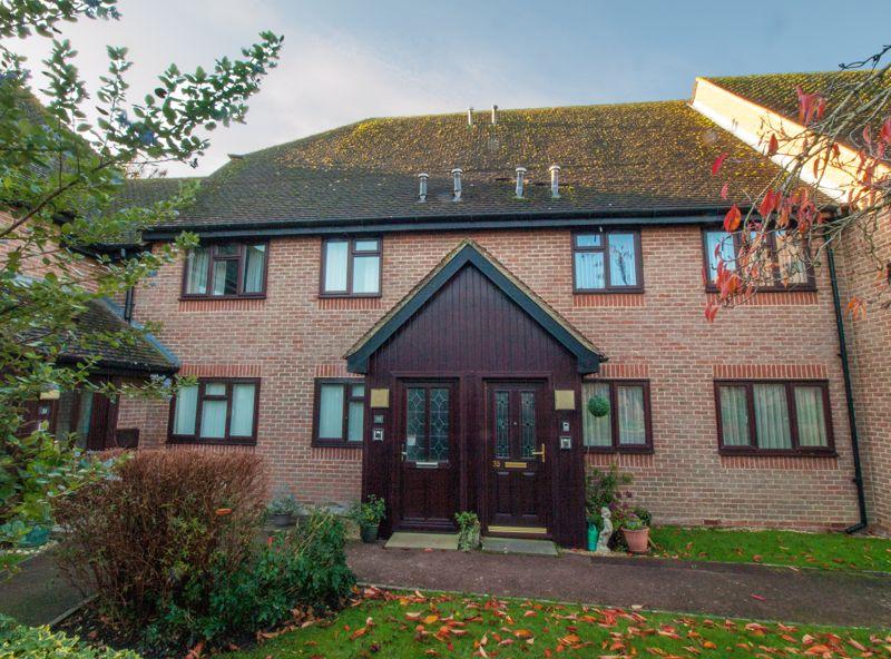 2 bedroom retirement property for sale in Felpham Village, West Sussex