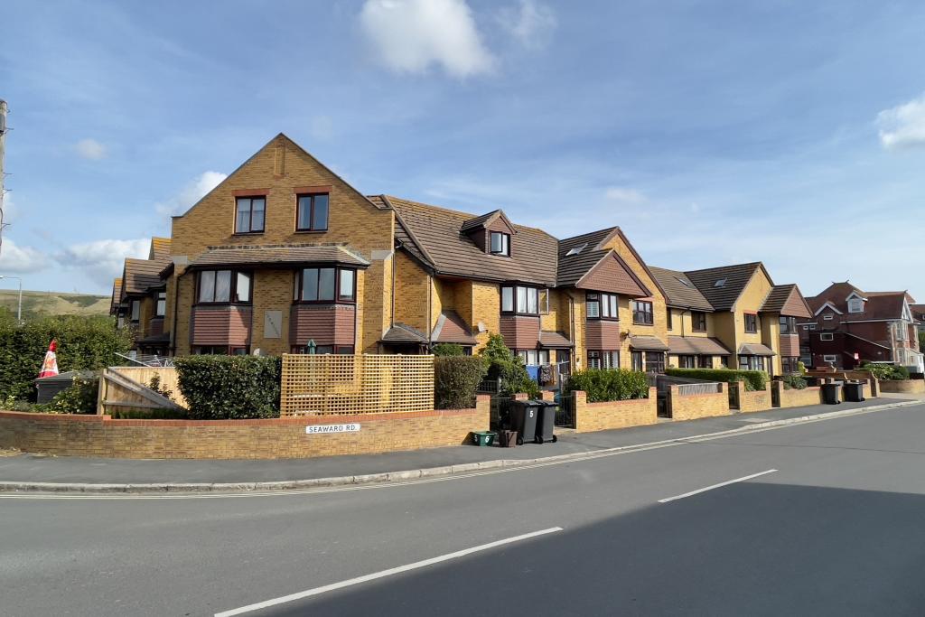 2 bedroom end of terrace house for sale in Seaward Road, Swanage, BH19