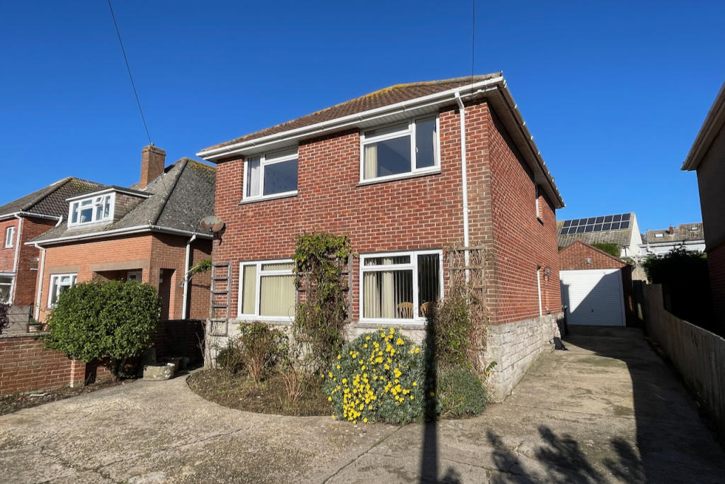 4 bedroom detached house for sale in Victoria Avenue, Swanage, BH19