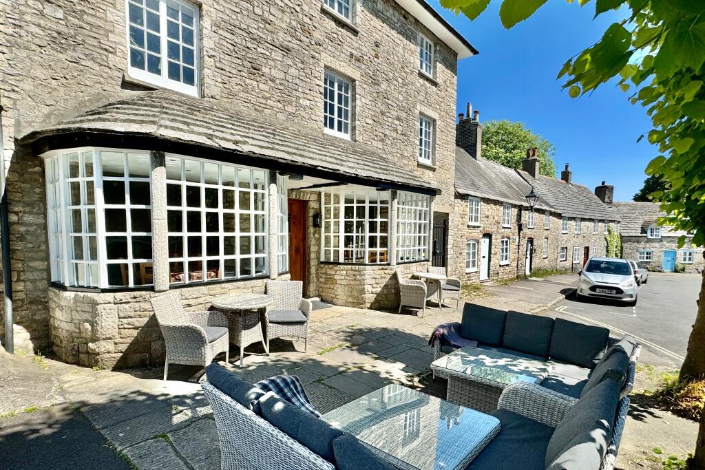 Commercial property for sale in Corfe Castle, BH20