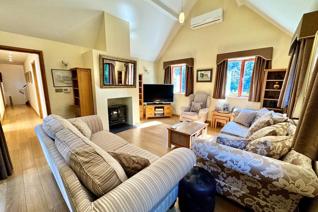 Additional property image - STUDLAND