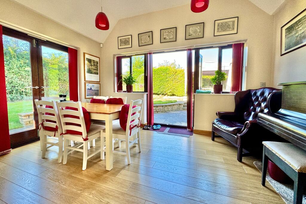 Additional property image - STUDLAND