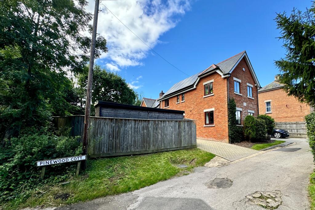 Additional property image - STUDLAND