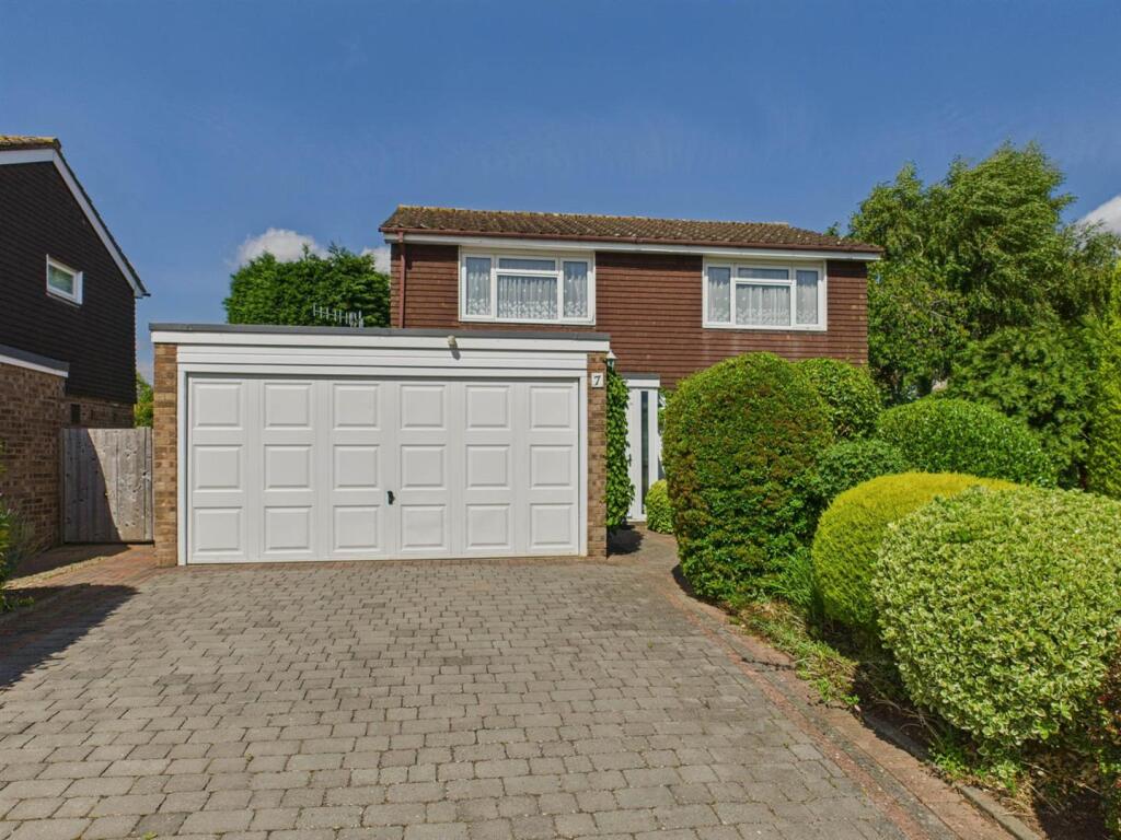 Main image of property: Bamford Close, Guarlford, Malvern