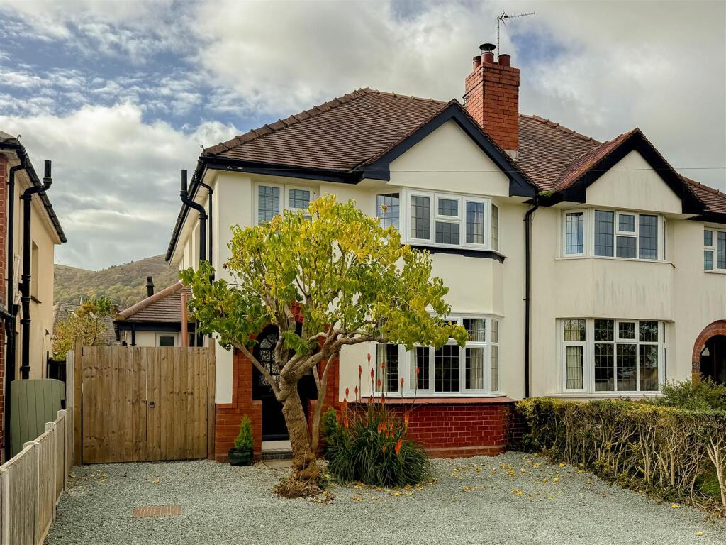 Main image of property: Pickersleigh Road, Malvern