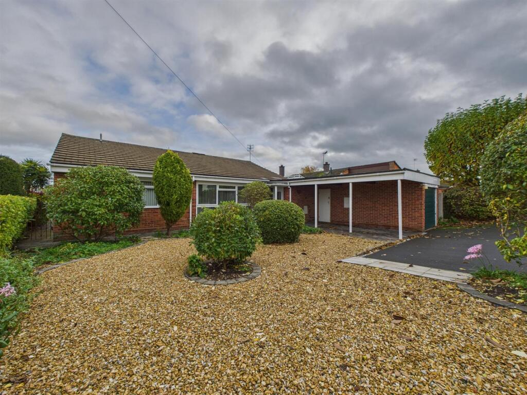 Main image of property: 12 Gardens Walk, Upton-Upon-Severn