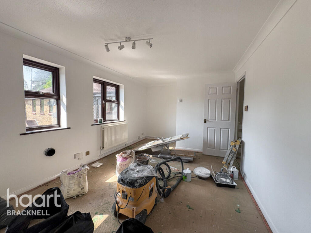 Main image of property: Hythe Close, Bracknell