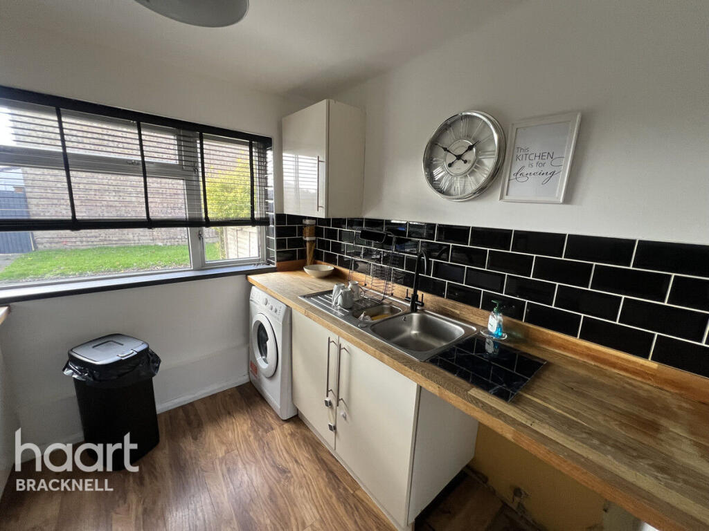 Main image of property: Vandyke, Bracknell