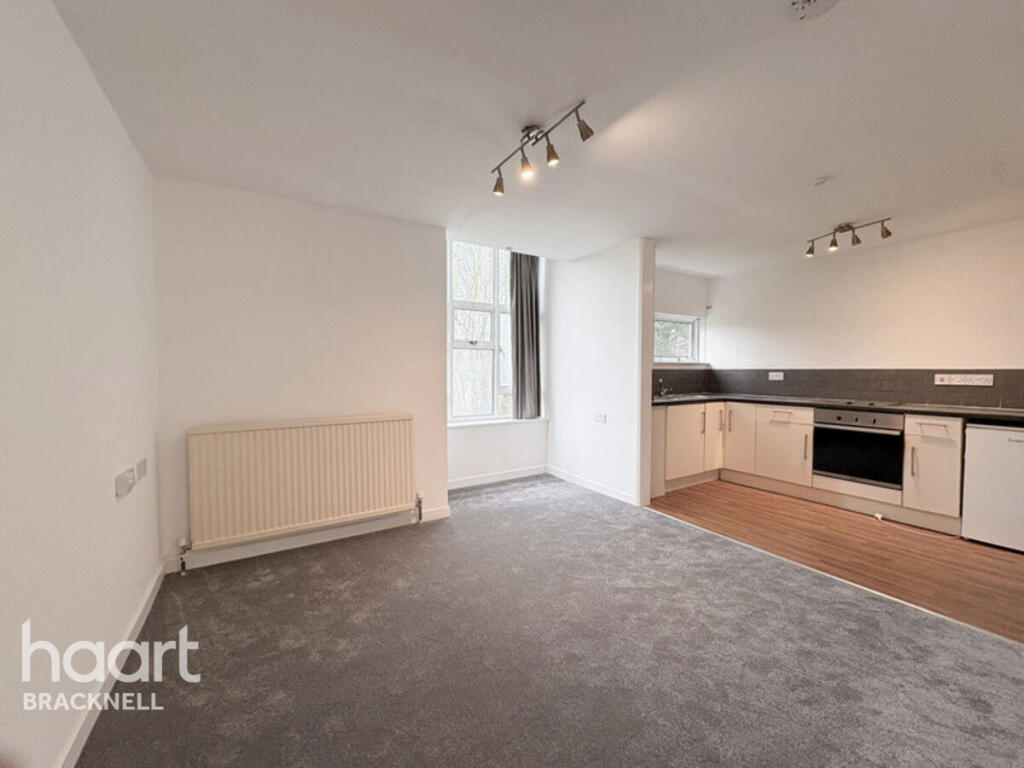 Main image of property: Great Hollands Square, BRACKNELL