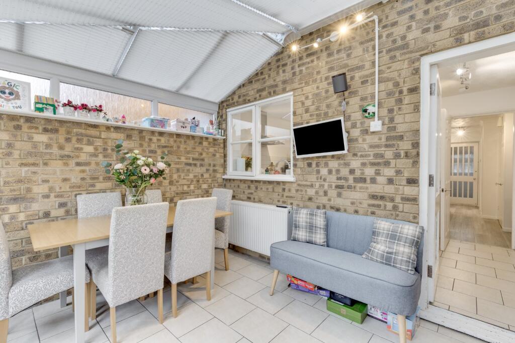 Additional property image - Rivenhall End, Welwyn Garden City, Hertfordshire, AL7