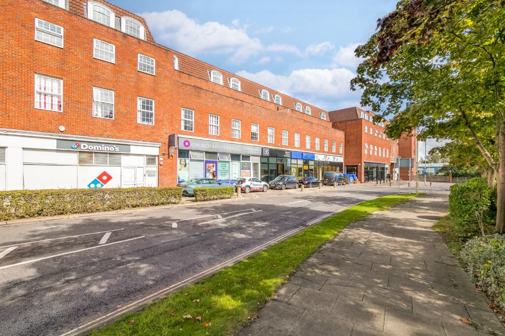 Main image of property: Longcroft House, Fretherne Road, Welwyn Garden City, Hertfordshire, AL8 6PZ