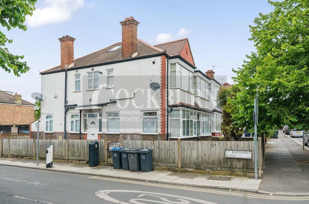 2 bedroom flat for sale in Streatham Road, Mitcham, CR4 2AE, CR4