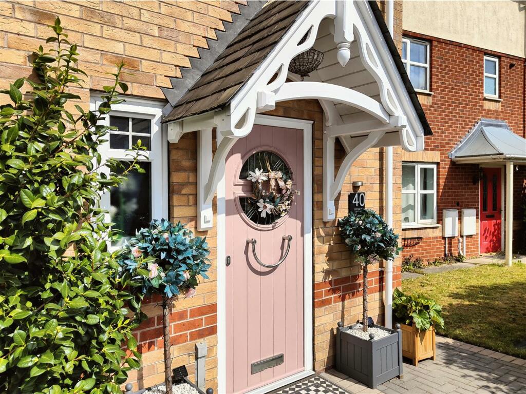 4 bedroom detached house for sale in Ashgate Road, Hucknall, Nottingham