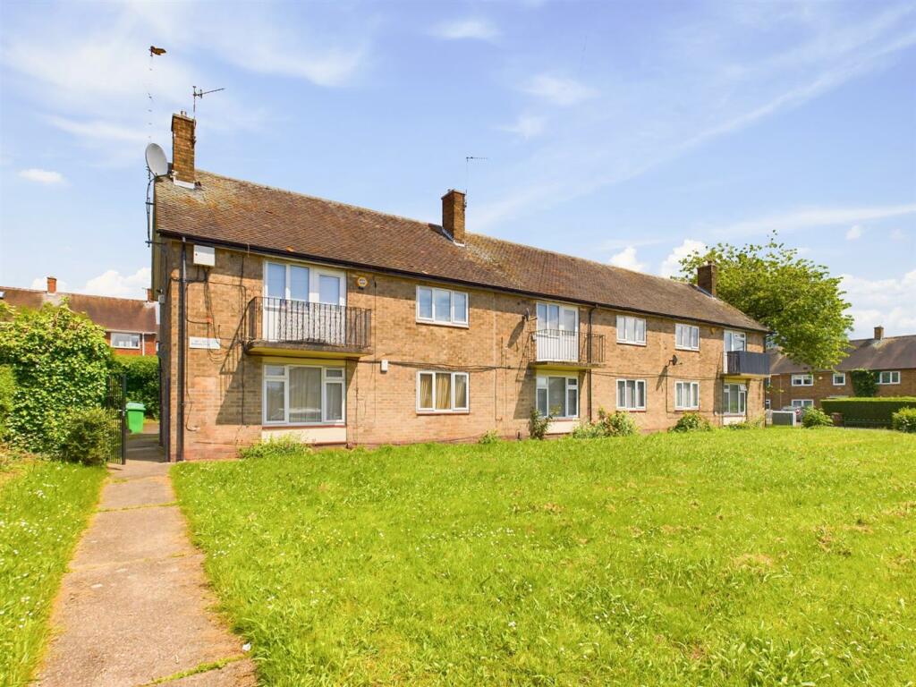 1 bedroom for sale in Belleville Drive, Bestwood Park