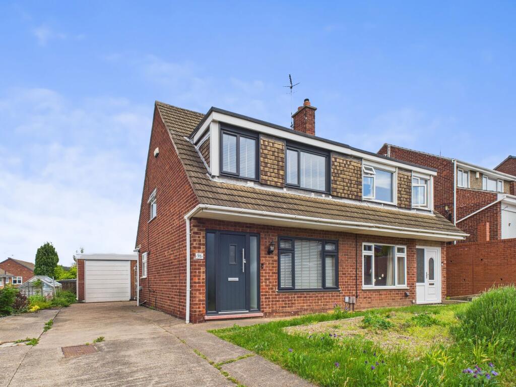 Main image of property: Middlebeck Drive, Arnold, Nottingham