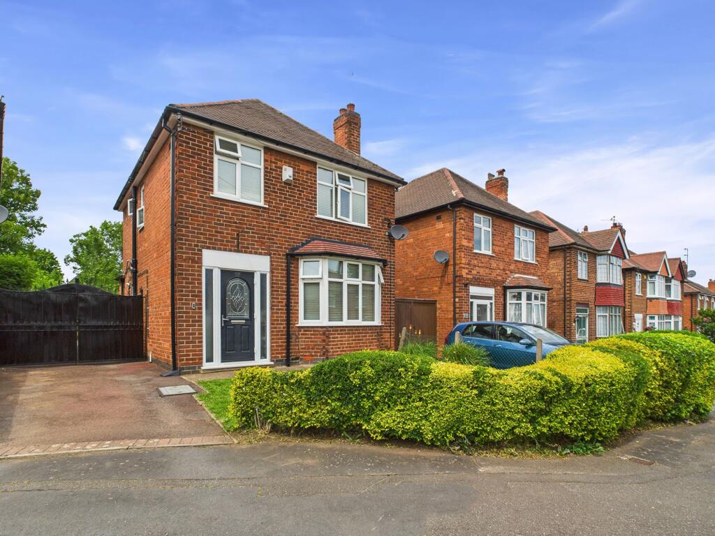 Main image of property: Denehurst Avenue, Nottingham