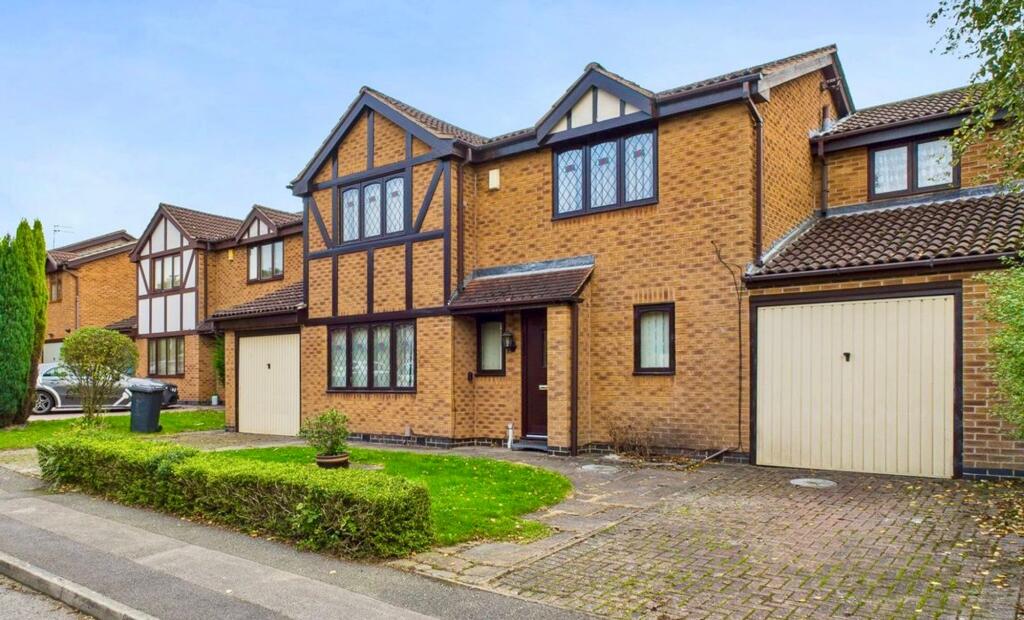 Main image of property: Ellington Road, Arnold, Nottingham